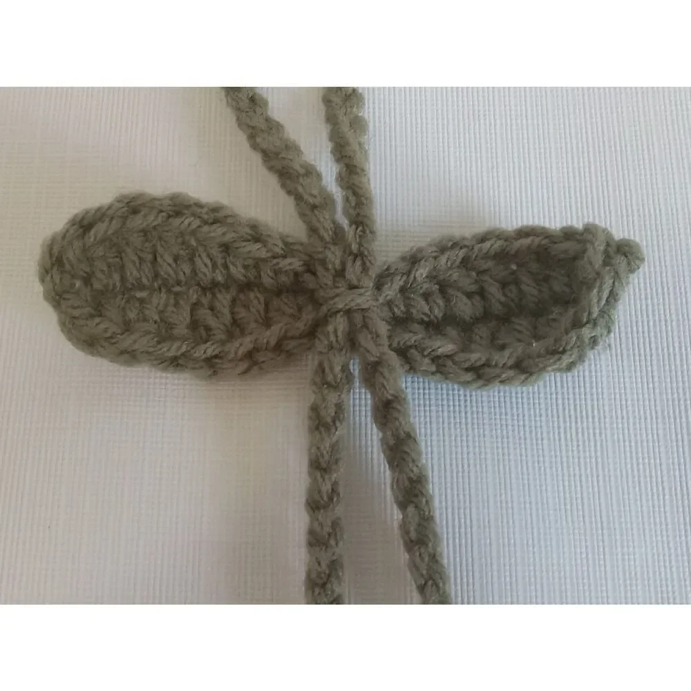 Handmade Crochet Acrylic Lily of the Valley Adjustable Hanging Vine Decoration
